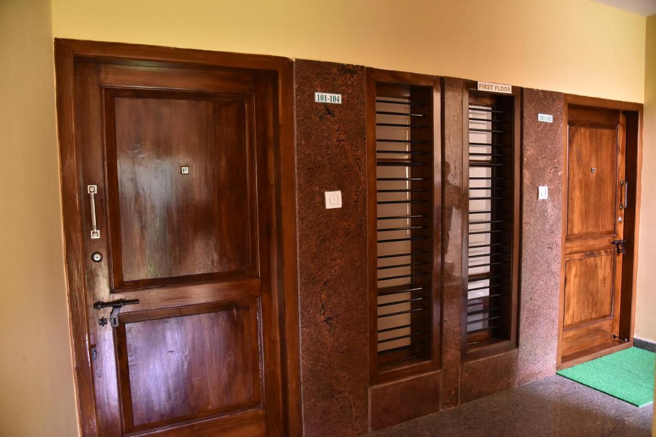 The Banjaara Suites Bangalore Ngoại thất bức ảnh