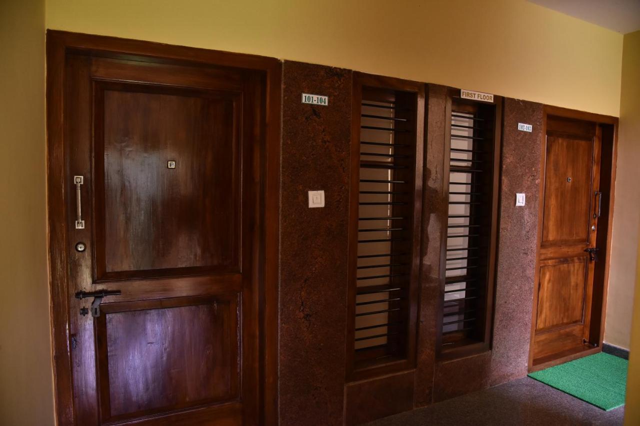 The Banjaara Suites Bangalore Ngoại thất bức ảnh