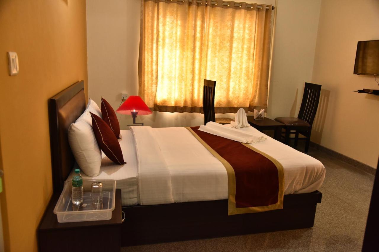 The Banjaara Suites Bangalore Ngoại thất bức ảnh