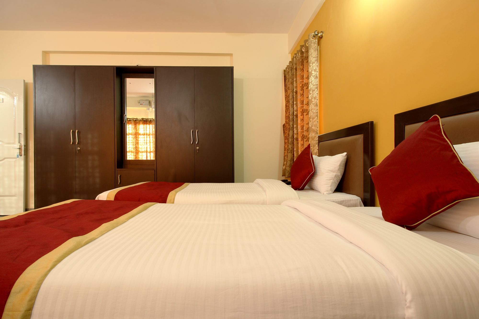 The Banjaara Suites Bangalore Ngoại thất bức ảnh
